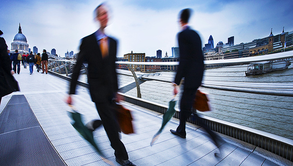 百家阳光私募仓位调查 近半数机构低于两成_私募