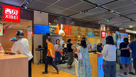 西贝跌倒，老乡鸡吃饱：安徽新消费，追上来了